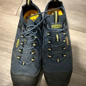 Keen Men's utility steel toed Shoes - Blue and Yellow